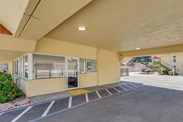 Quality Inn Santa Cruz image 2