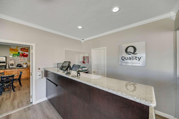 Quality Inn Santa Cruz image 4